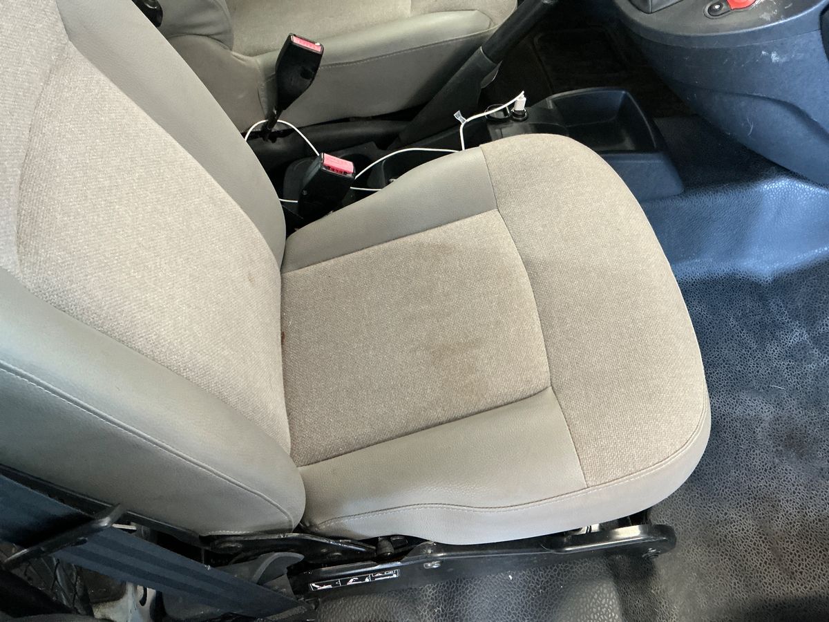 Renault Kangoo 2016 — photo 26