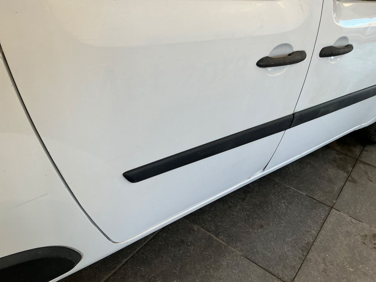 Renault Kangoo 2016 — photo 25