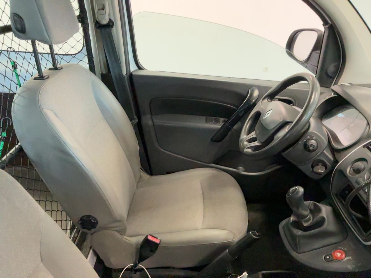 Renault Kangoo 2016 — photo 17