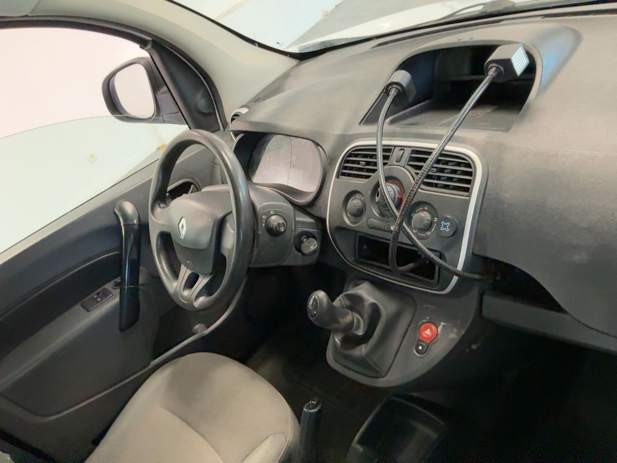 Renault Kangoo 2016 — photo 18