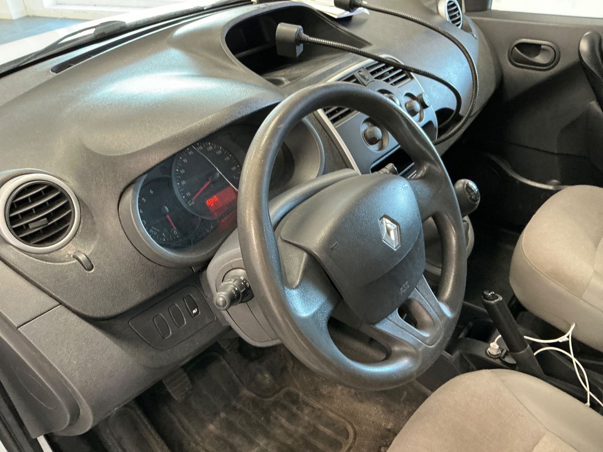 Renault Kangoo 2016 — photo 30