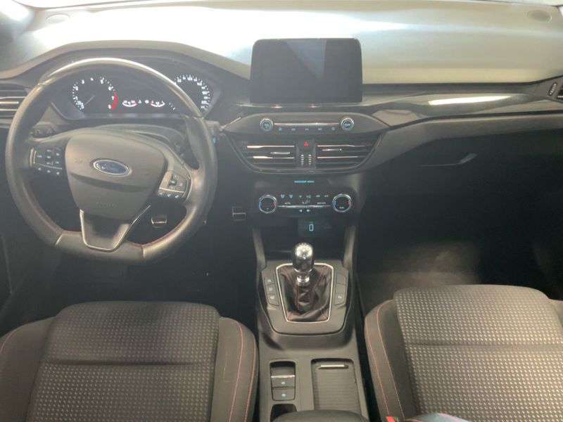 Ford Focus 1.0 EcoBoost ST-Line Business — zdjęcie 12