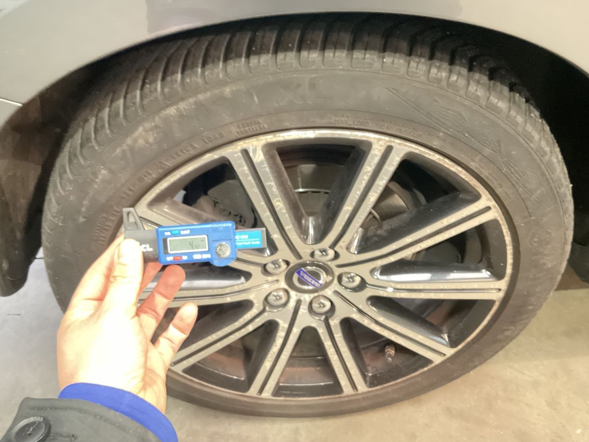 Volvo V60 2016 — photo 10