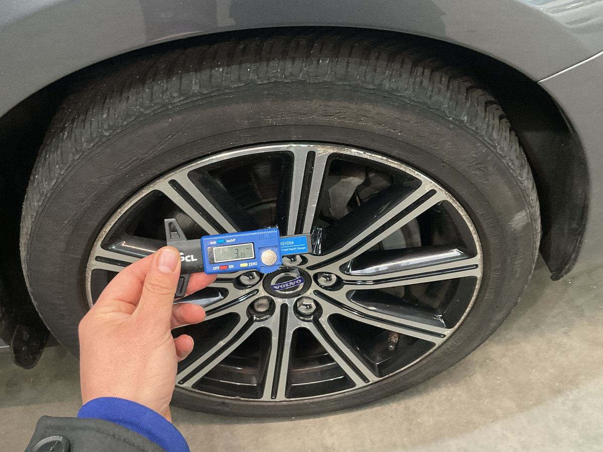 Volvo V60 2016 — photo 12