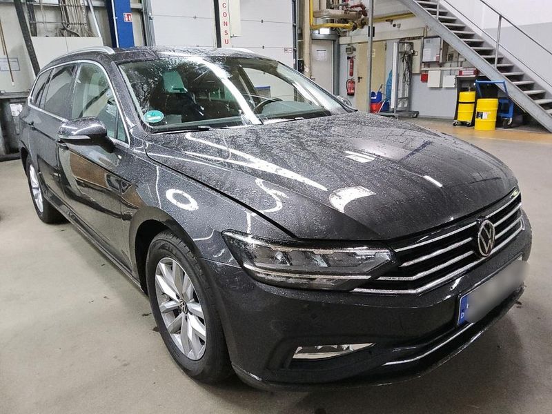 Volkswagen Passat 2.0 TDI Business — zdjęcie 5