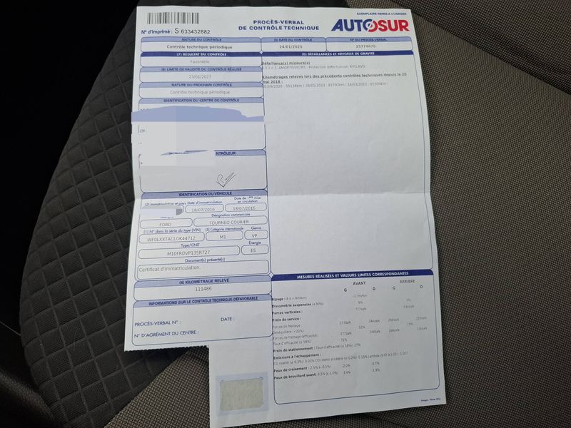 Ford Tourneo 1.0 EcoBoost Trend — zdjęcie 20
