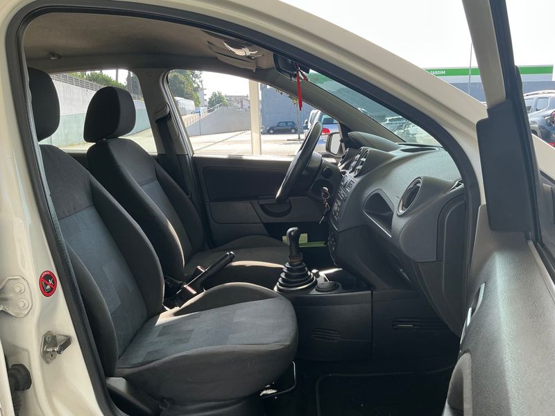 Ford Fiesta 1.4 TDCi Trend — zdjęcie 3