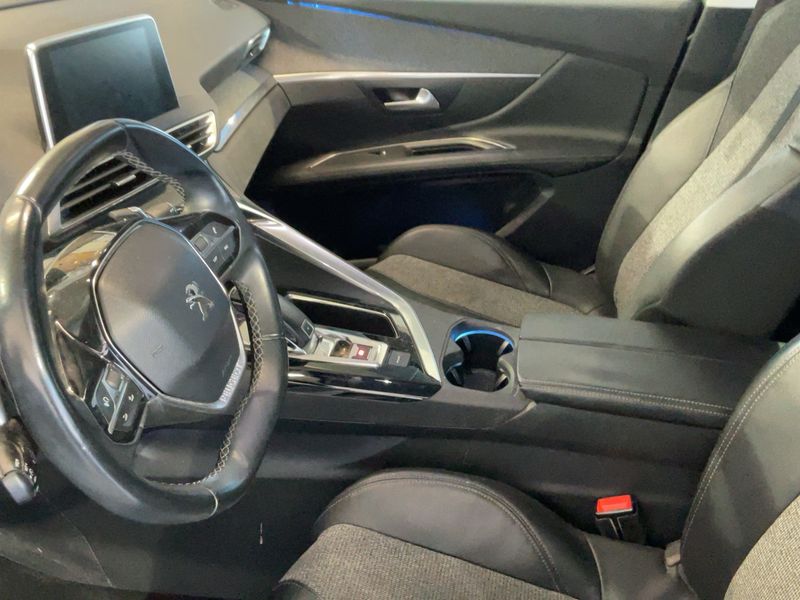 Peugeot 3008 1.2 PureTech Allure 2017 – снимка 16