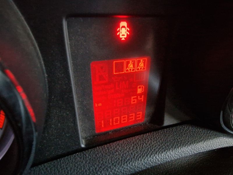 Opel Mokka 1.6 CDTI DPF Cosmo ecoFlex — zdjęcie 12