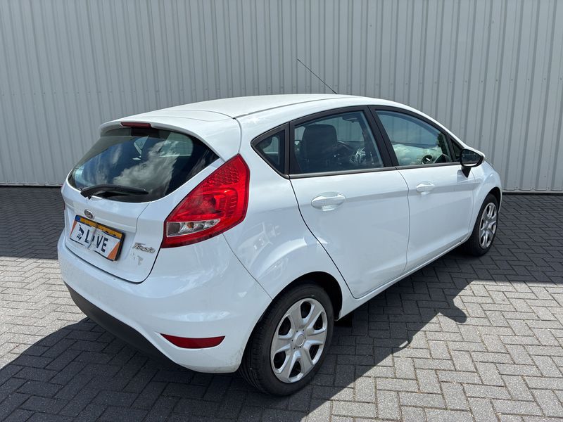 Ford Fiesta 1.25 Trend 2011 – снимка 5