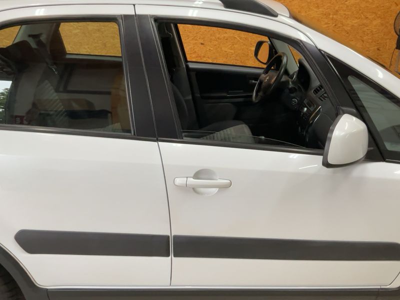 Suzuki SX4 1.6 Style 4x4 — zdjęcie 7