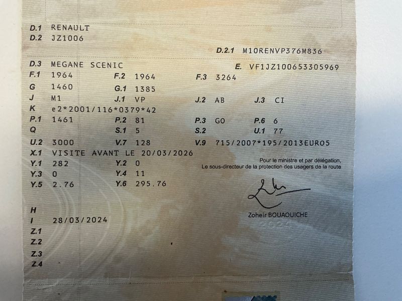 Renault Scenic 1.5 dCi Limited — zdjęcie 15