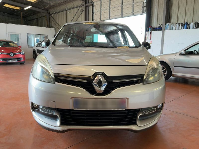 Renault Scenic 1.5 dCi Limited — zdjęcie 9