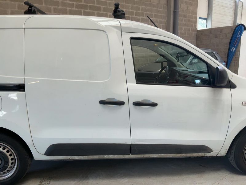 Renault Express 1.3 TCe Confort — zdjęcie 7