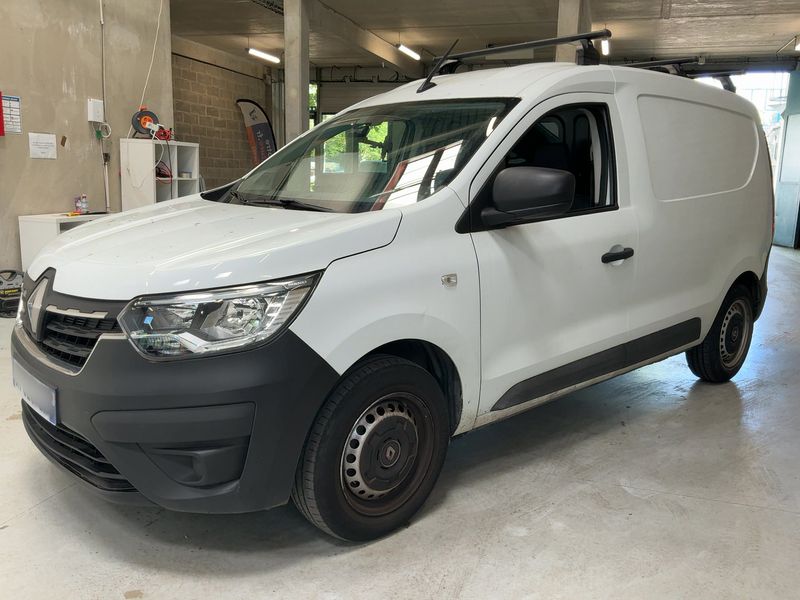 Renault Express 1.3 TCe Confort — zdjęcie 1