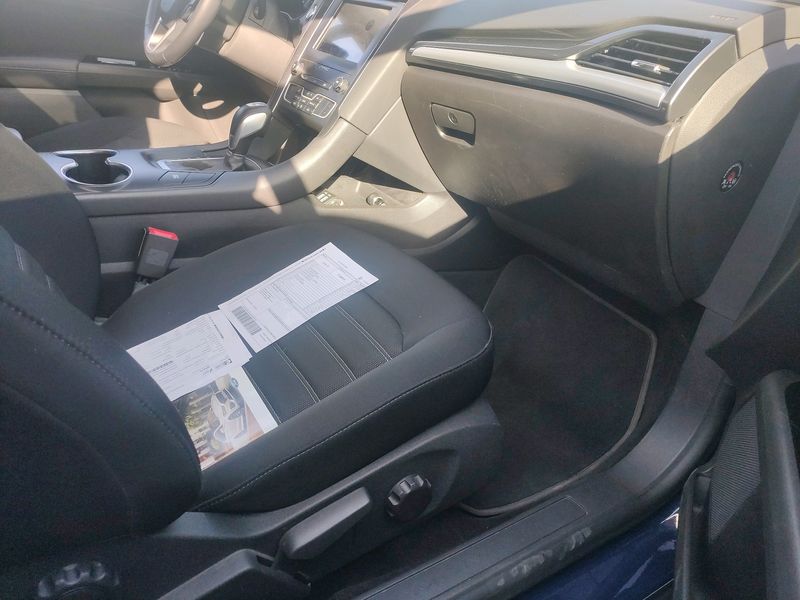 Ford Mondeo 2.0 Hybrid Trend — zdjęcie 9