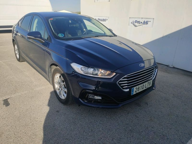 Ford Mondeo 2.0 Hybrid Trend — zdjęcie 7