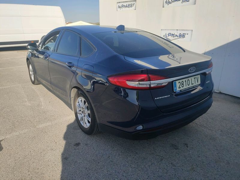 Ford Mondeo 2.0 Hybrid Trend — zdjęcie 3