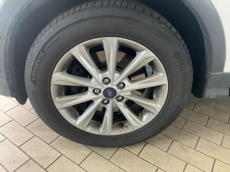 Ford Kuga 2.0 TDCi Titanium 2015 – снимка 3