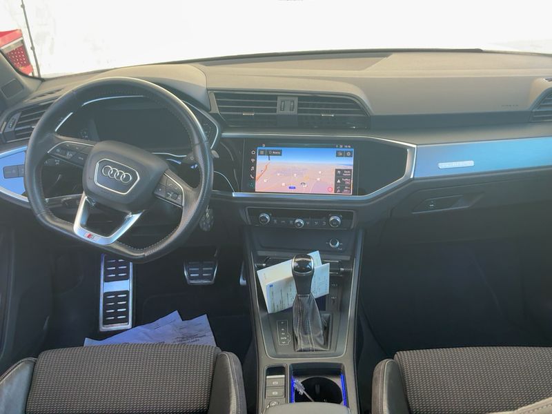 Audi Q3 35 TFSI S line — zdjęcie 12
