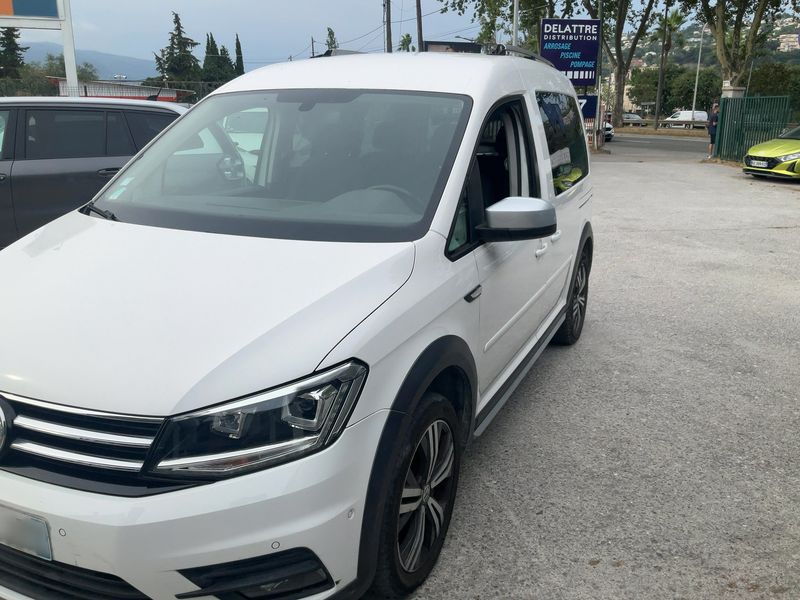 Volkswagen Caddy 2.0 TDI Alltrack BlueMotion Tech — zdjęcie 2