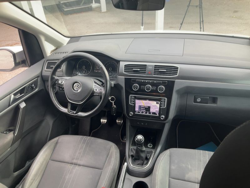 Volkswagen Caddy 2.0 TDI Alltrack BlueMotion Tech — zdjęcie 12