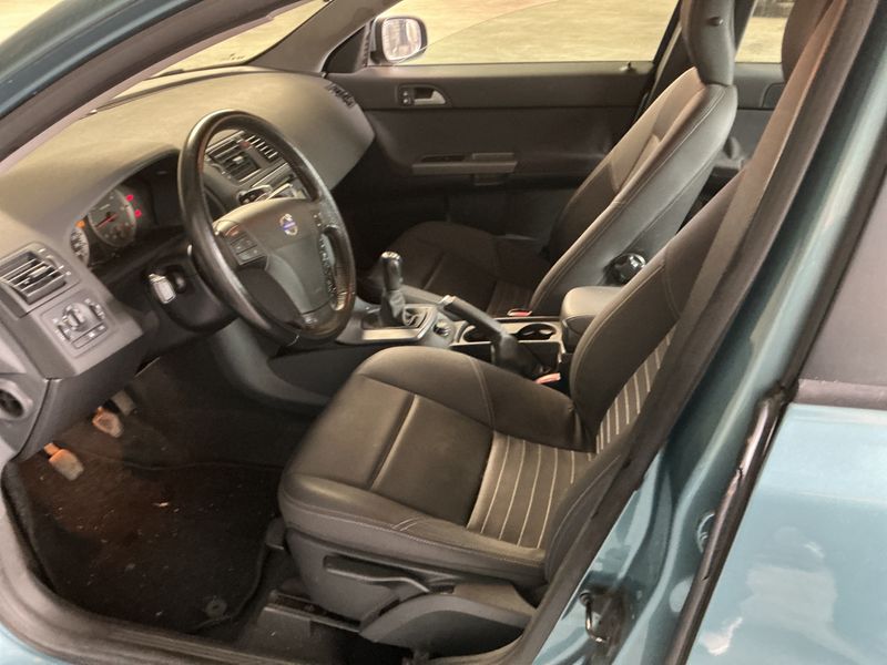 Volvo S40 2.0 D — zdjęcie 3