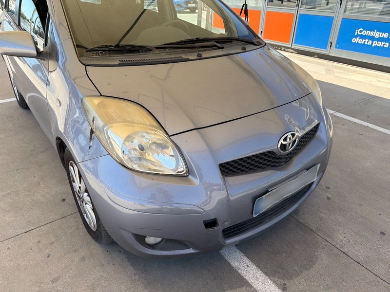 Toyota Yaris 1.4 D-4D Connect 2011 – снимка 28