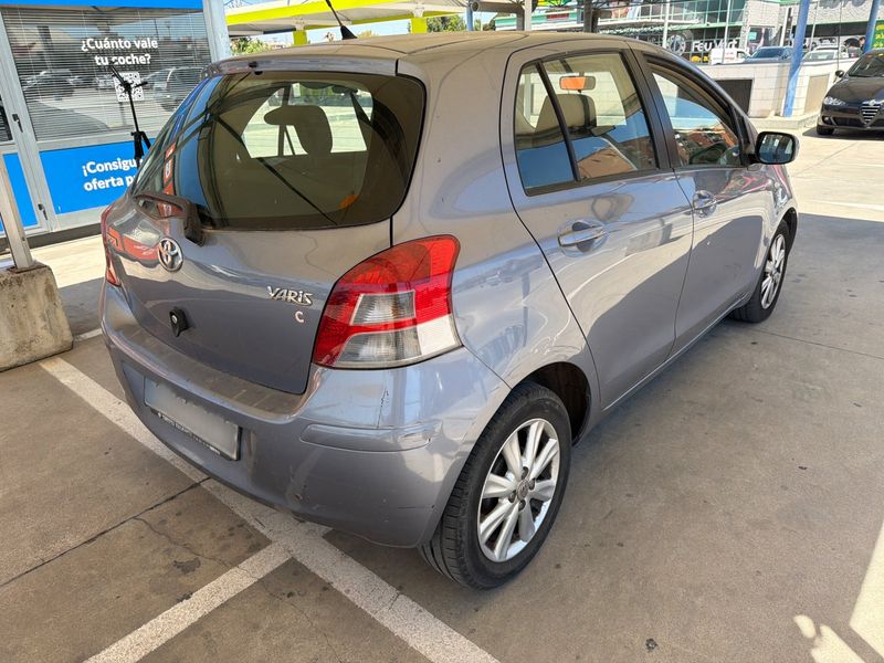 Toyota Yaris 1.4 D-4D Connect 2011 – снимка 8