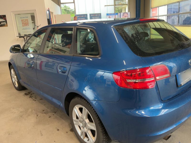 Audi A3 Sportback 1.6 Attraction — zdjęcie 3