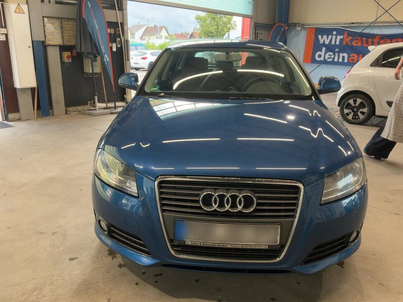 Audi A3 Sportback 1.6 Attraction — zdjęcie 9
