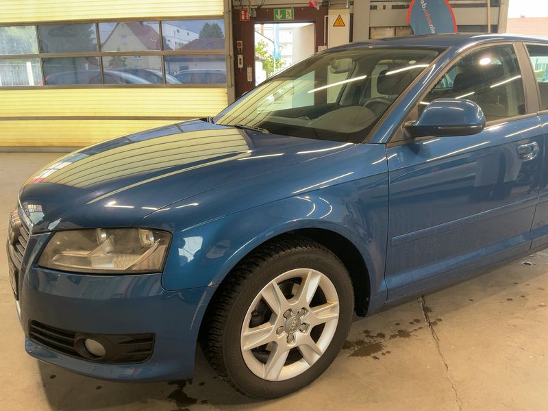 Audi A3 Sportback 1.6 Attraction — zdjęcie 2