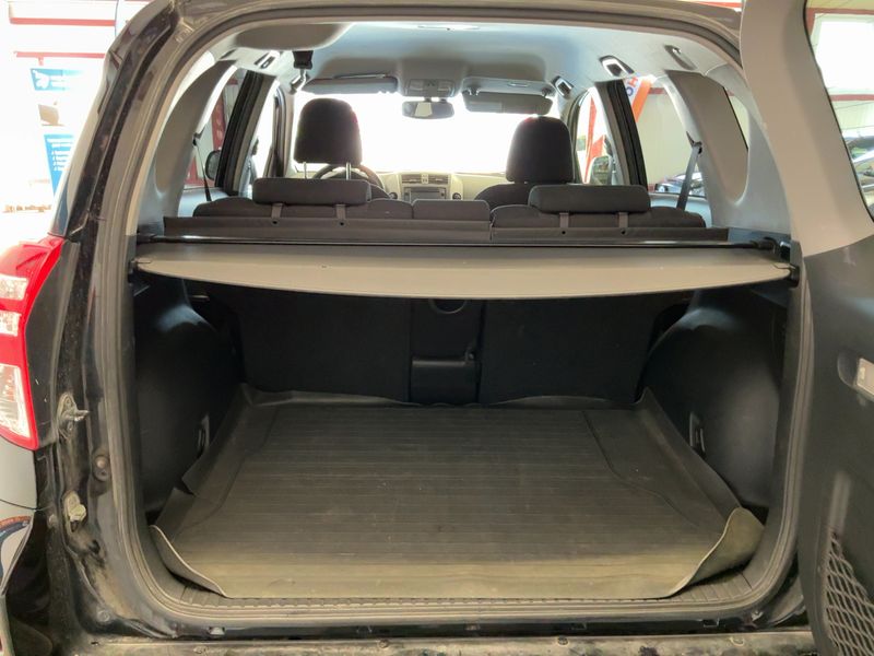 Toyota RAV 4 2.2 D-4D Life — zdjęcie 10