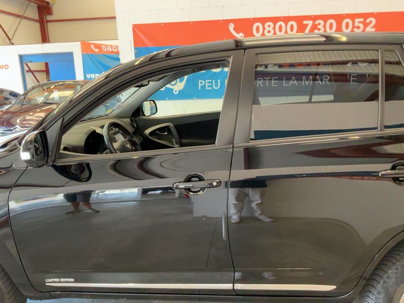 Toyota RAV 4 2.2 D-4D Life — zdjęcie 4