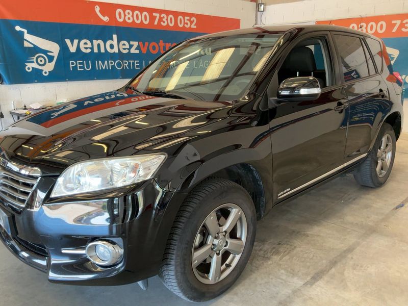 Toyota RAV 4 2.2 D-4D Life — zdjęcie 2