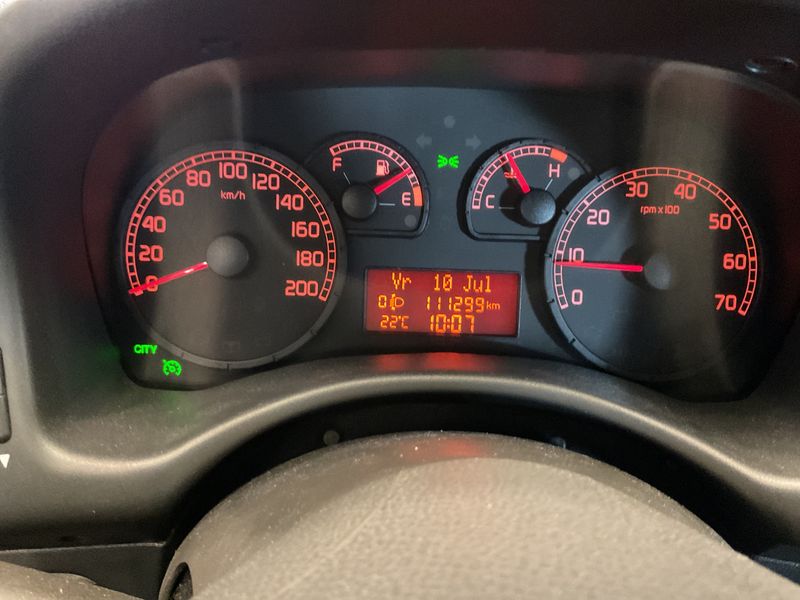 Fiat Punto 1.4 Emotion — zdjęcie 4