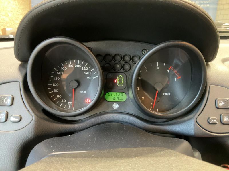 Alfa Romeo Alfa Spider 2.0 T.Spark L — zdjęcie 13