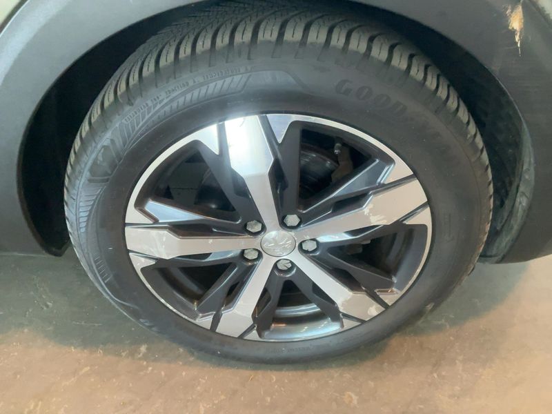 Peugeot 3008 1.5 Blue-HDi GT Line 2018 – снимка 11