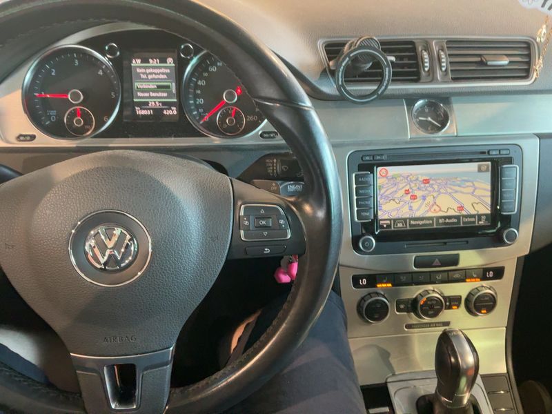 Volkswagen Passat 2.0 TDI Highline BlueMotion Tech 2013 – снимка 17