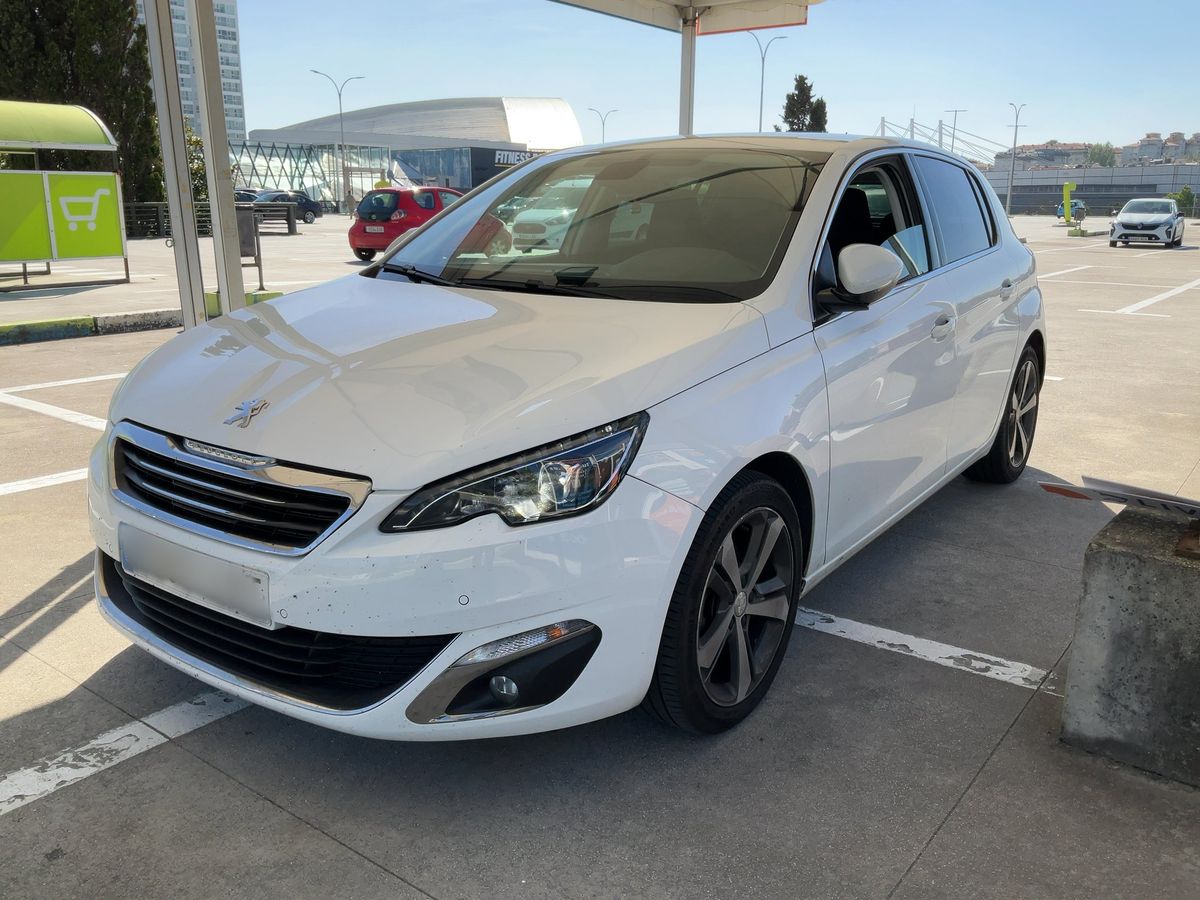 Peugeot 308 2016