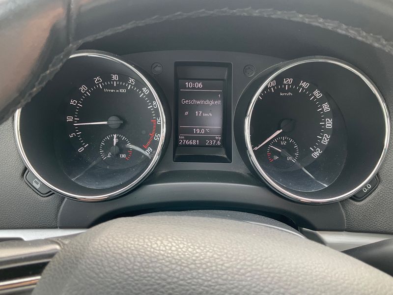 Skoda Yeti 2.0 TDI Ambition Outdoor 2014 – снимка 18