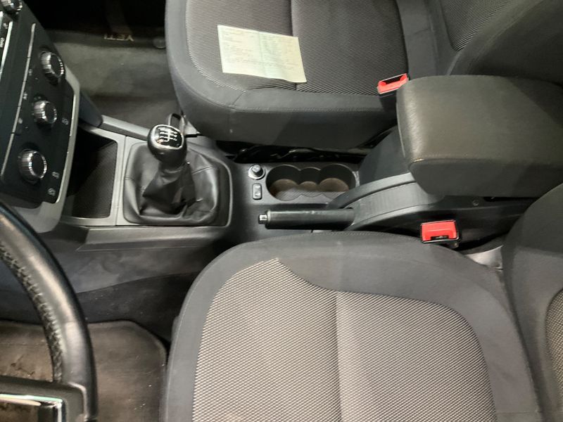 Skoda Yeti 2.0 TDI Ambition Outdoor 2014 – снимка 27