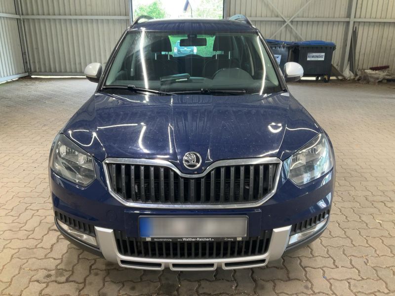 Skoda Yeti 2.0 TDI Ambition Outdoor 2014 – снимка 14