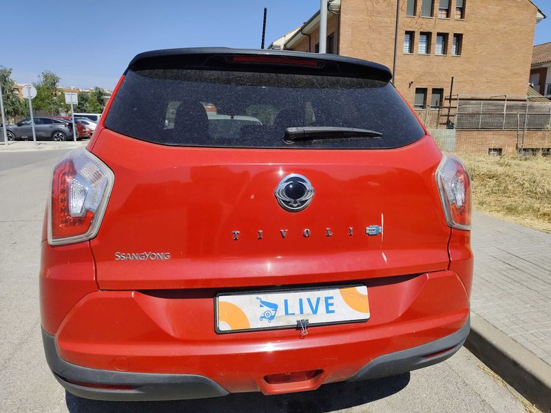 Ssangyong Tivoli 1.6 Turbodiesel Limited 4x2 — zdjęcie 4