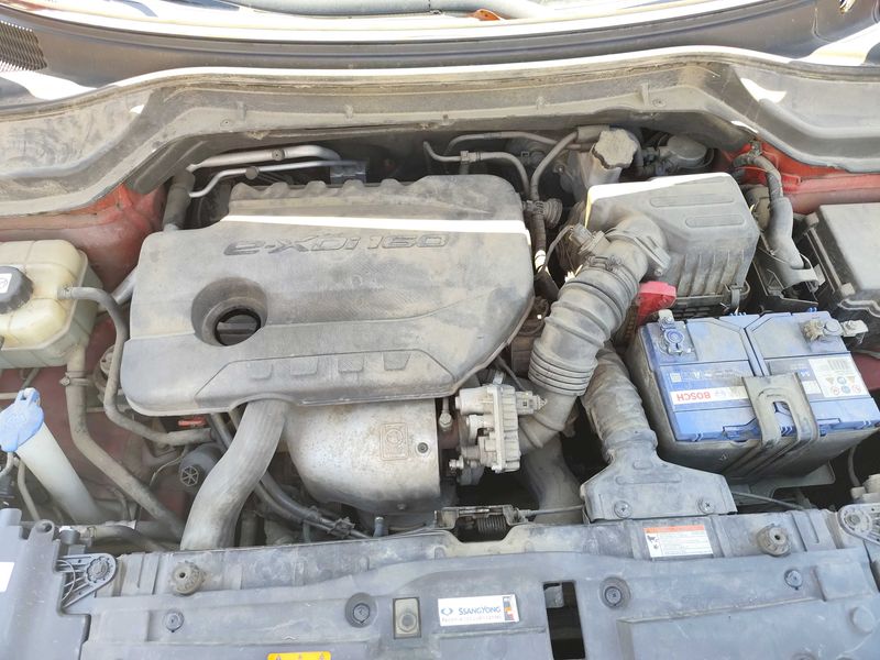 Ssangyong Tivoli 1.6 Turbodiesel Limited 4x2 — zdjęcie 8