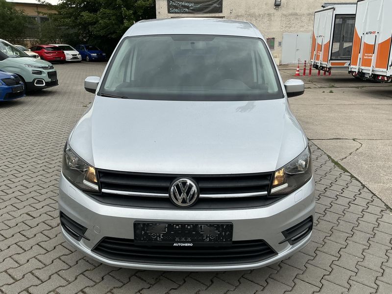 Volkswagen Caddy 2.0 TDI Trendline BlueMotion Tech — zdjęcie 9