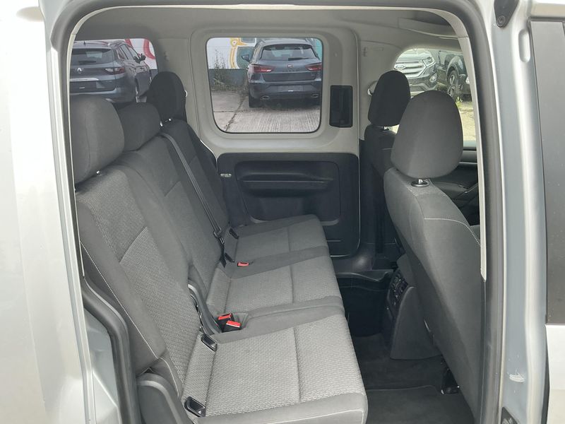 Volkswagen Caddy 2.0 TDI Trendline BlueMotion Tech — zdjęcie 14