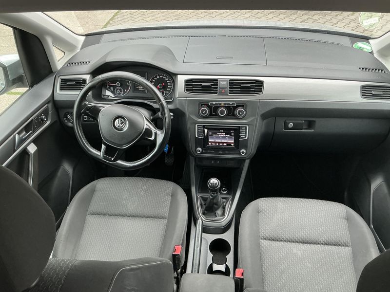 Volkswagen Caddy 2.0 TDI Trendline BlueMotion Tech — zdjęcie 12