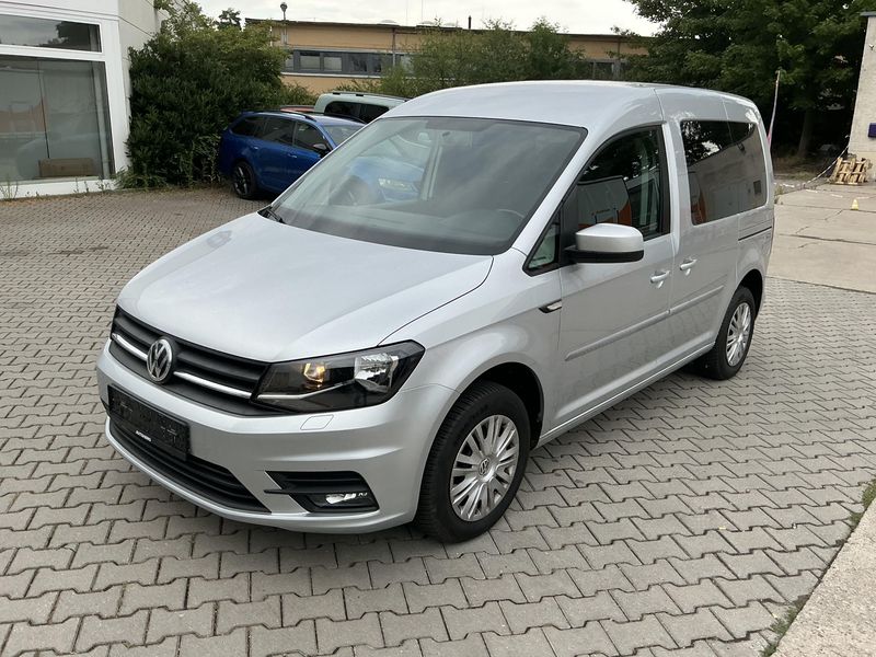 Volkswagen Caddy 2.0 TDI Trendline BlueMotion Tech — zdjęcie 2