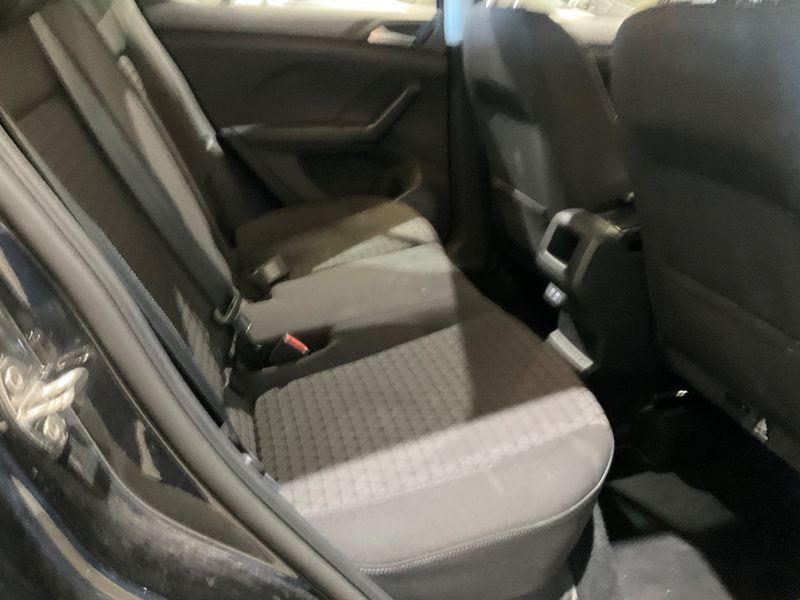 Volkswagen T-Cross 1.0 TSI Advance — zdjęcie 14